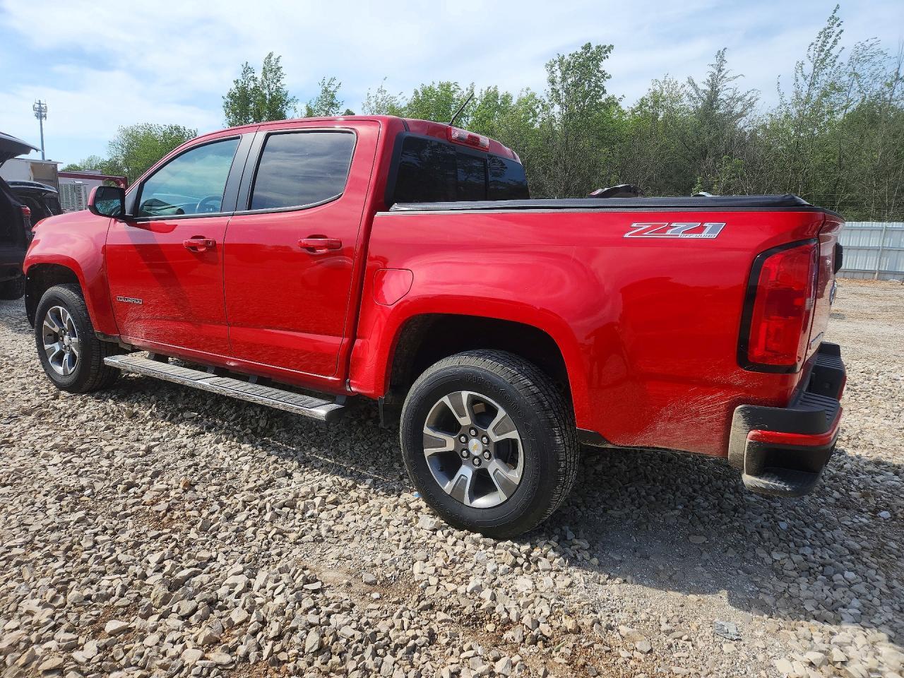 2019 Chevrolet Colorado Z71 - Фото 2