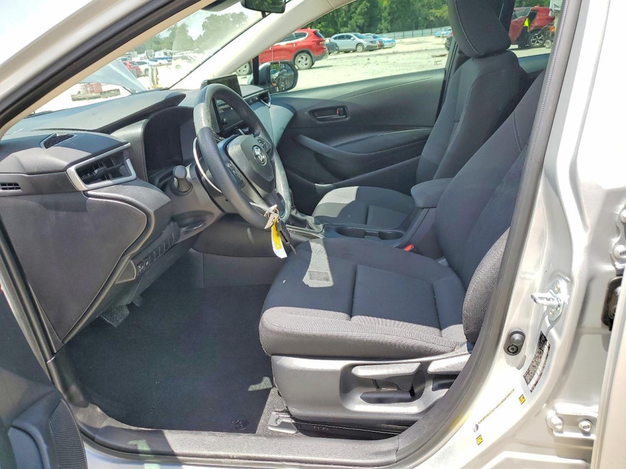 2026 Toyota Corolla Le - Фото 7