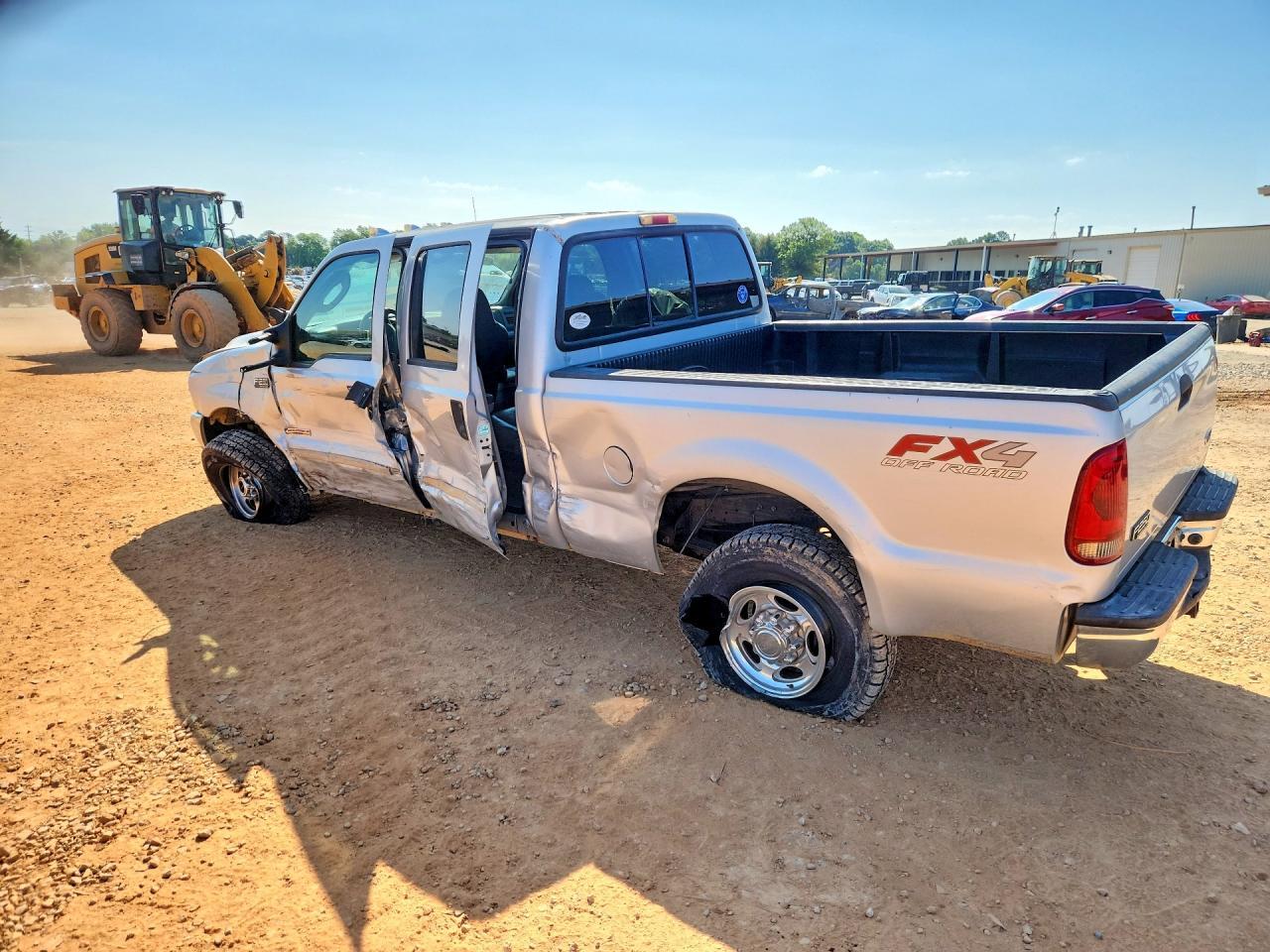 2004 Ford F250 Super Duty - Image 2
