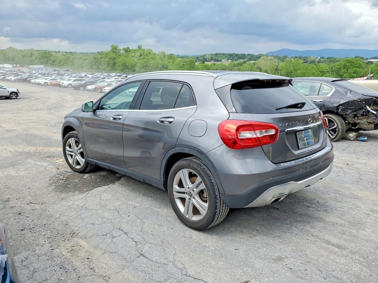 2019 Mercedes-Benz Gla 250 4Matic - Фото 2