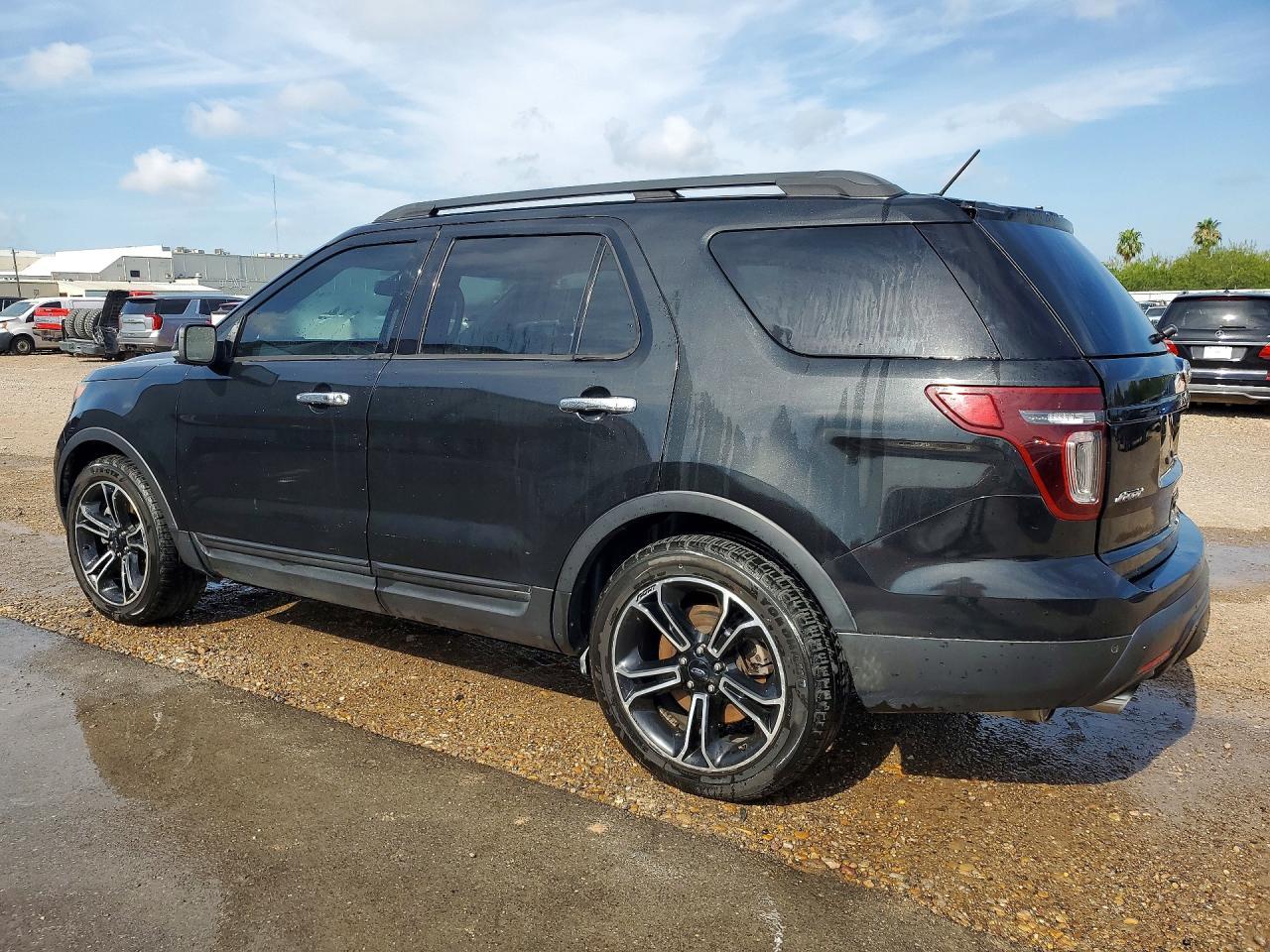 2014 Ford Explorer Sport - Фото 2