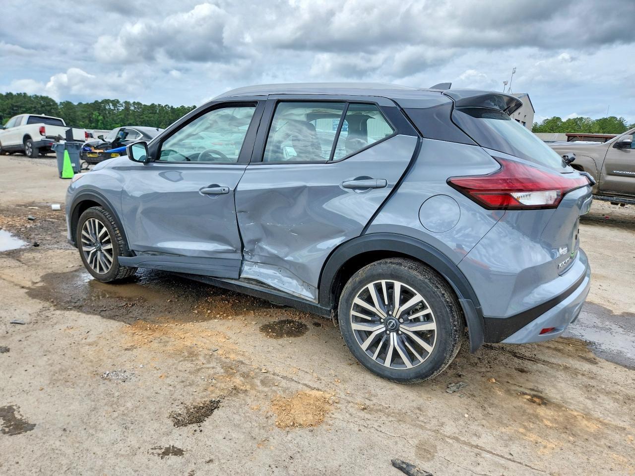 2022 Nissan Kicks Sv - Фото 2