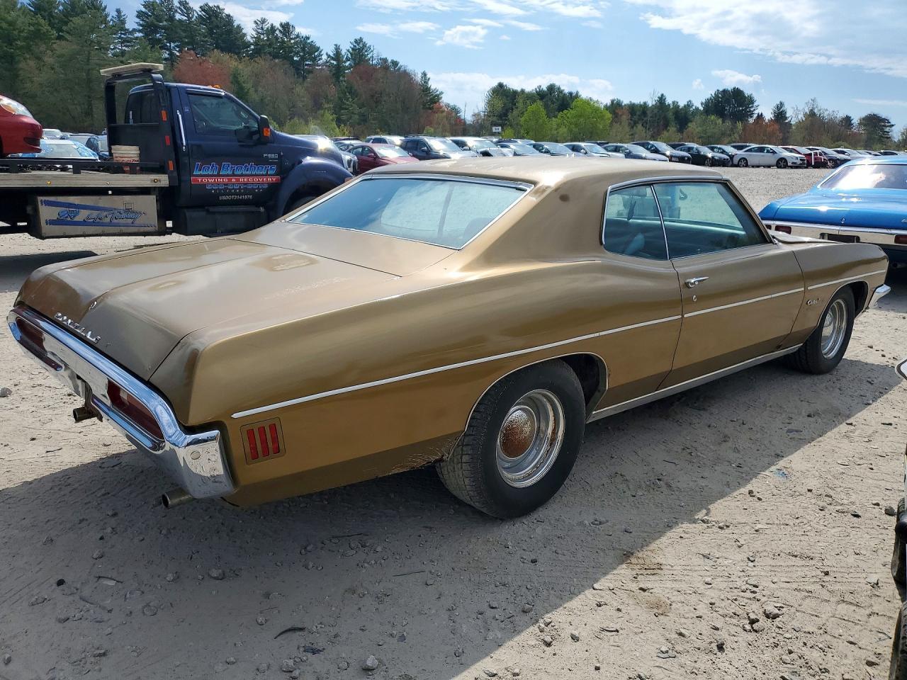 1970 Pontiac Firebird - Image 3