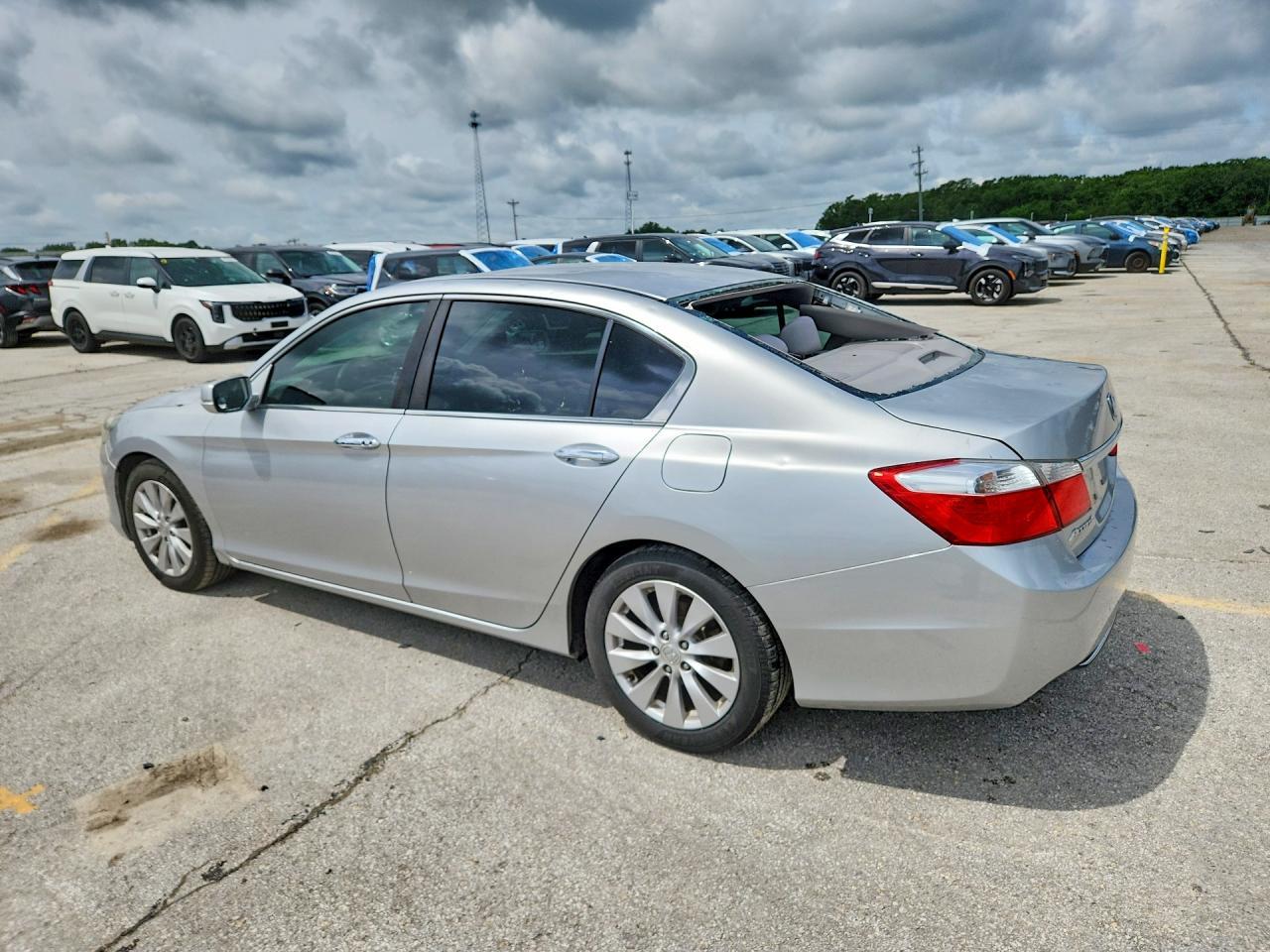2014 Honda Accord Ex - Фото 2