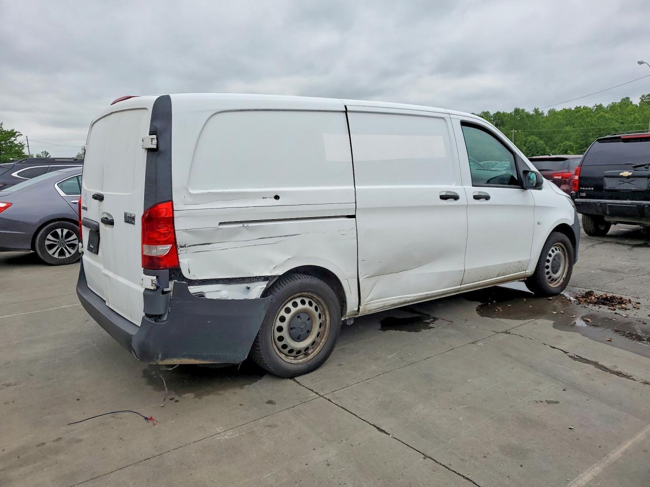2020 Mercedes Benz Metris - Фото 3
