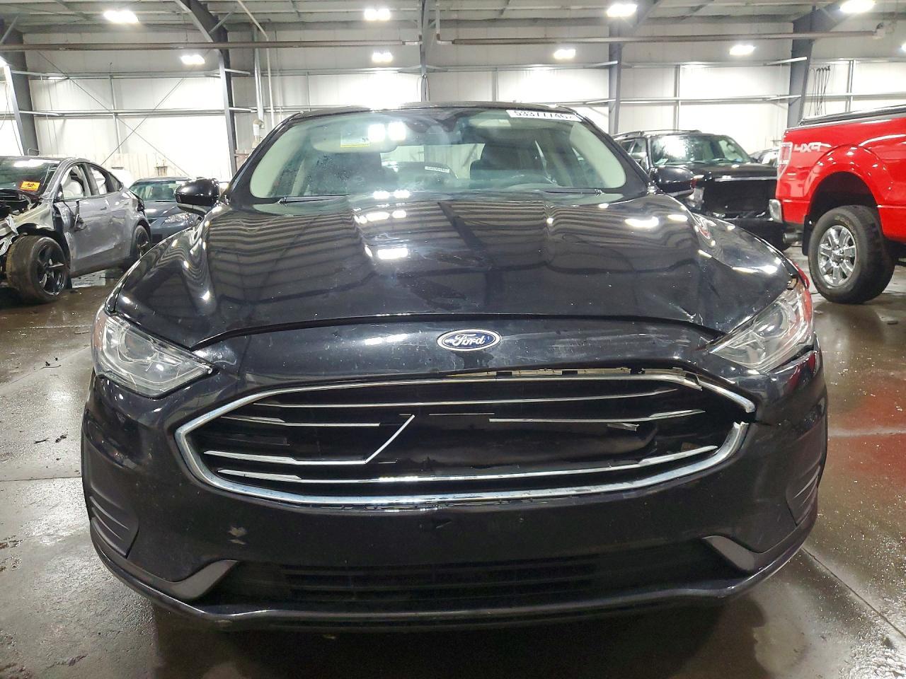 2019 Ford Fusion Se - Фото 5