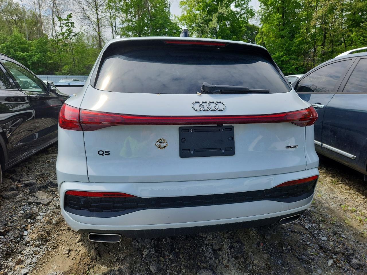 2025 Audi Q5 - Image 6