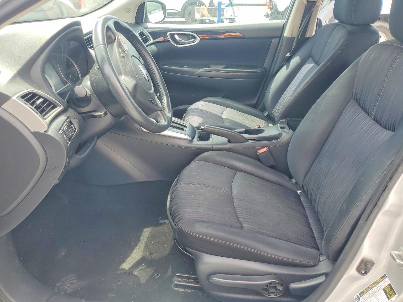 2016 Nissan Sentra S - Фото 7