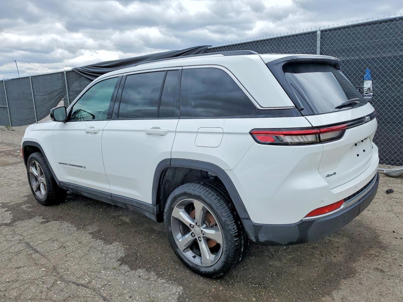 2022 Jeep Gr Cherokee - Фото 2