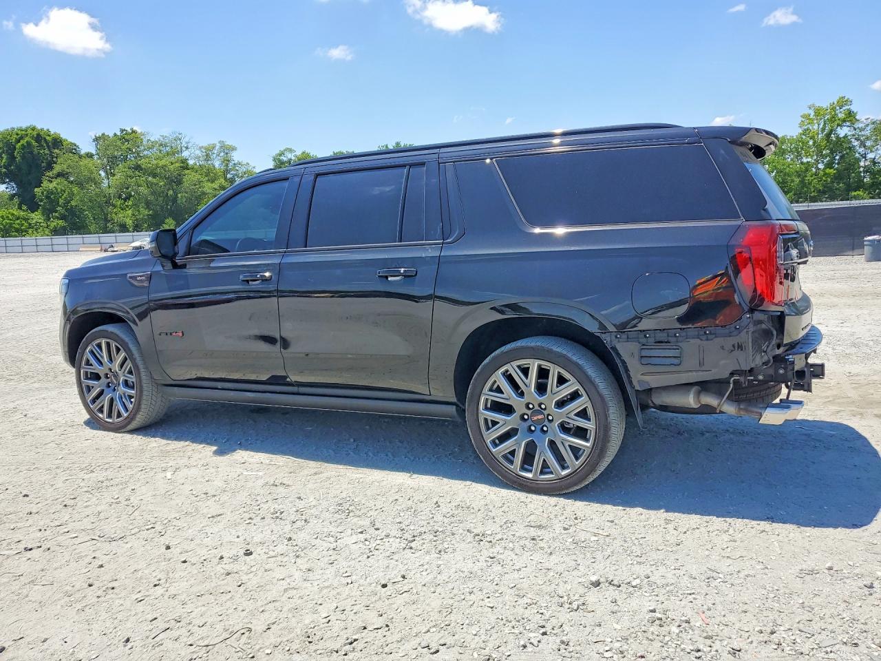 2025 GMC Yukon Xl At4 Ultimate - Image 2