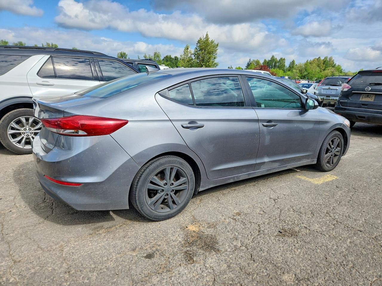2018 Hyundai Elantra Sel - Фото 3
