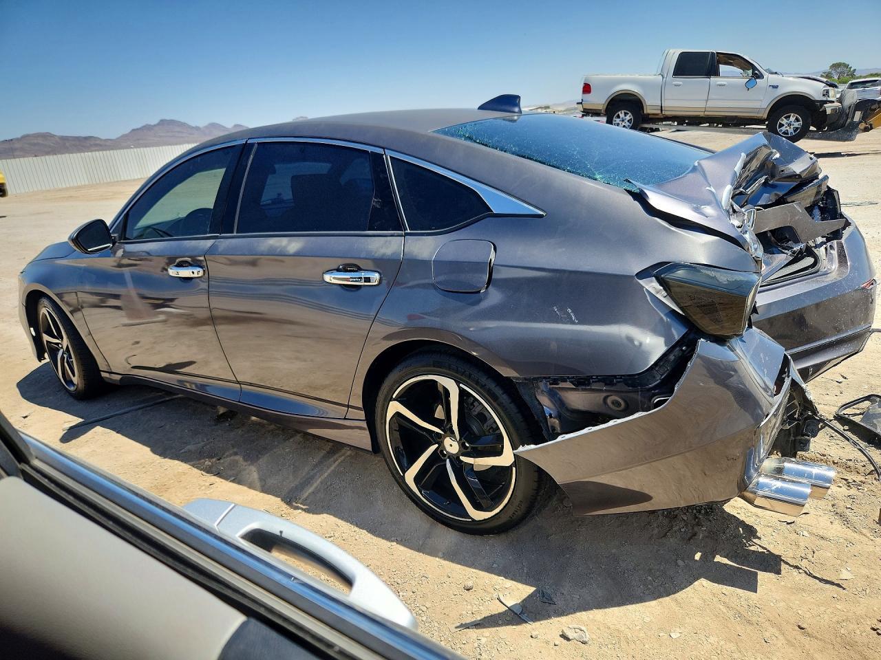 2019 Honda Accord Sport - Image 2