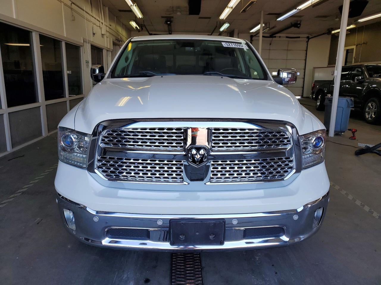 2017 Ram 1500 Laramie - Фото 5