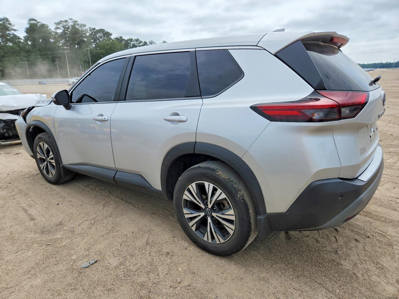 2023 Nissan Rogue Sv - Фото 2