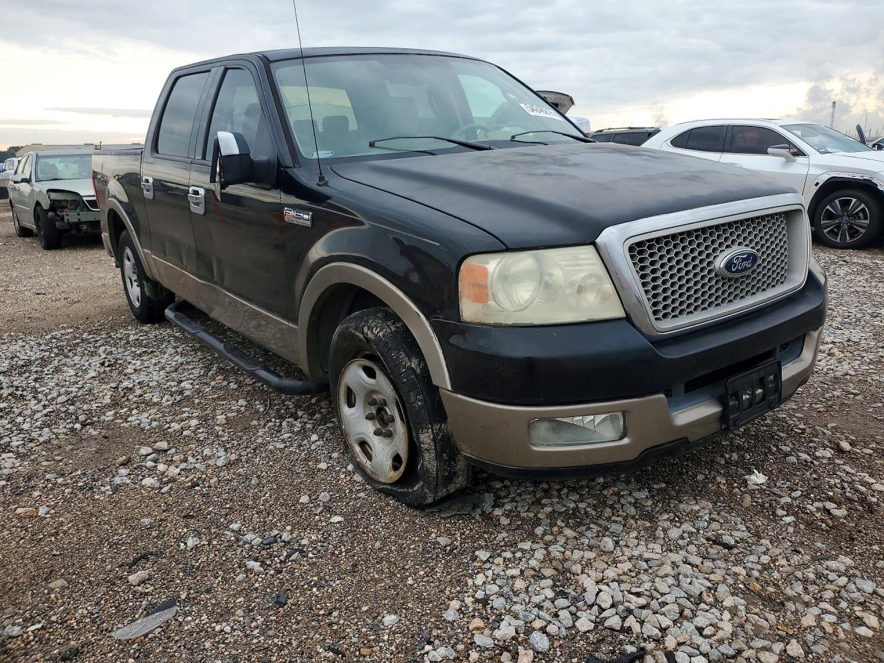 2004 Ford F150 Supercrew - Image 4
