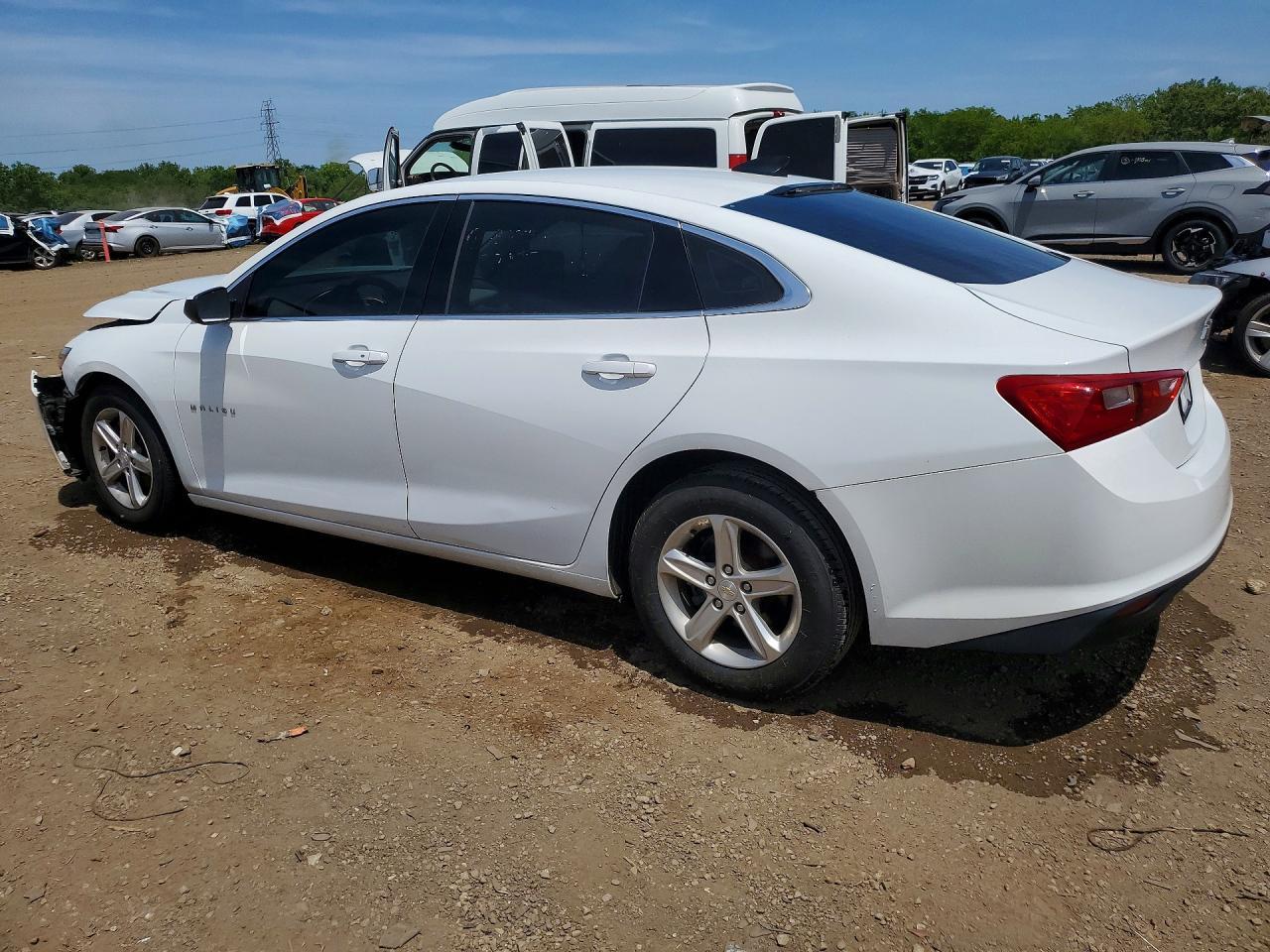 2022 Chevrolet Malibu Ls - Image 2