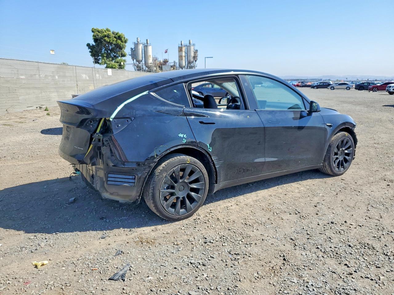 2023 Tesla Model Y - Фото 3