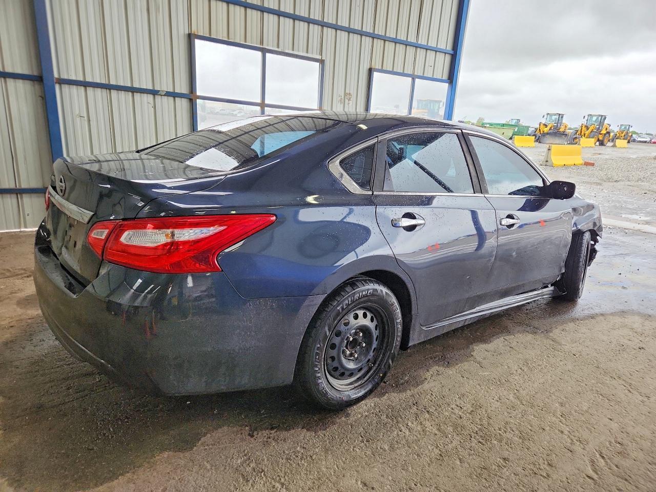 2016 Nissan Altima 2.5 S - Фото 3