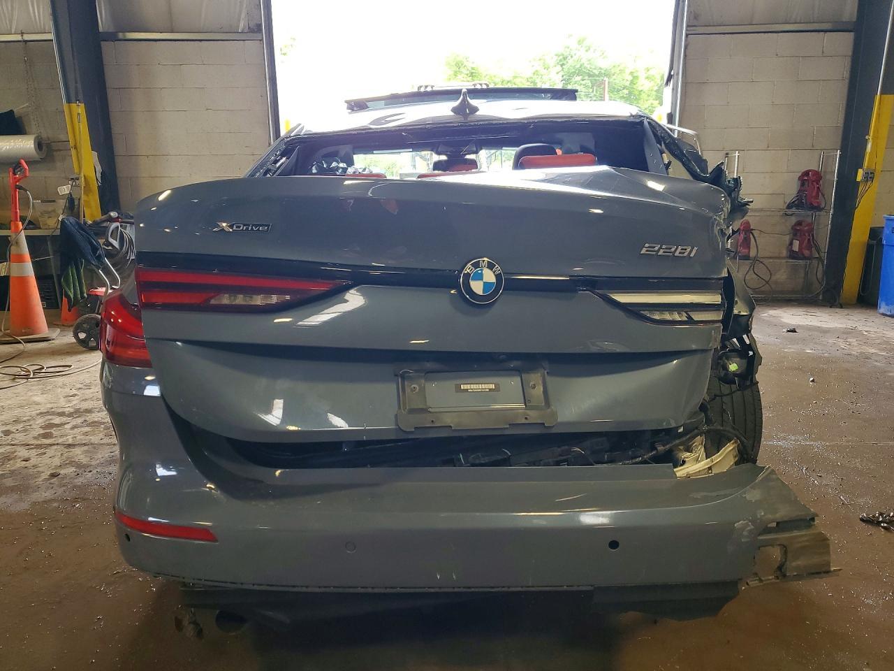 2021 BMW 228Xi - Фото 6