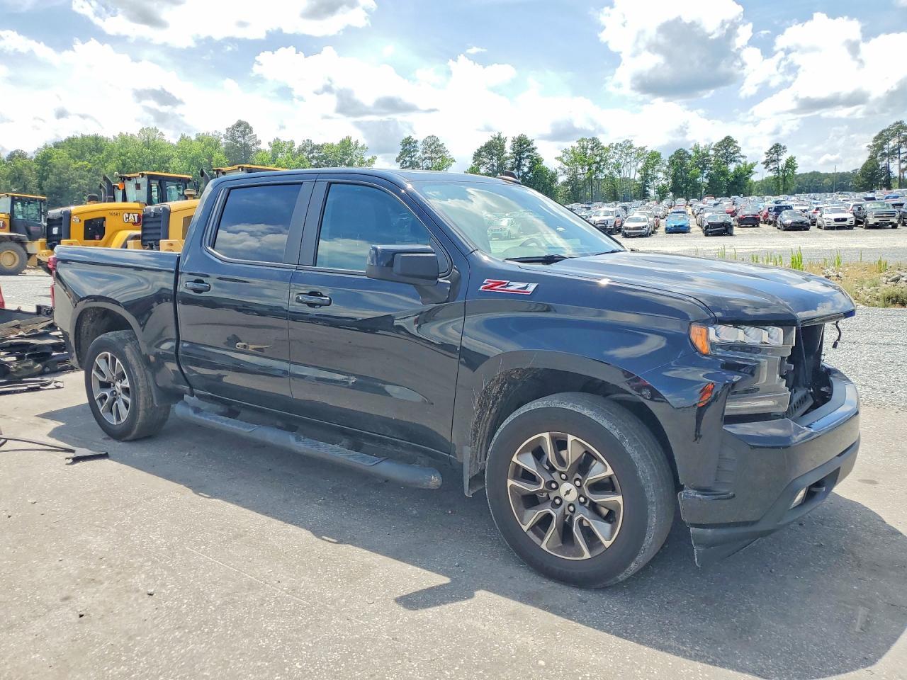 2020 Chevrolet Silverado K1500 Rst - Image 4