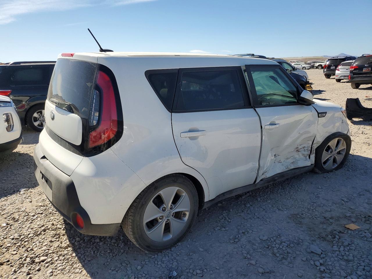 2016 Kia Soul Base - Image 3