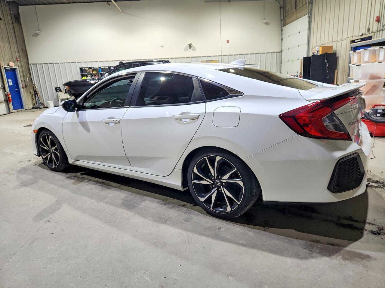 2018 Honda Civic Si - Image 2