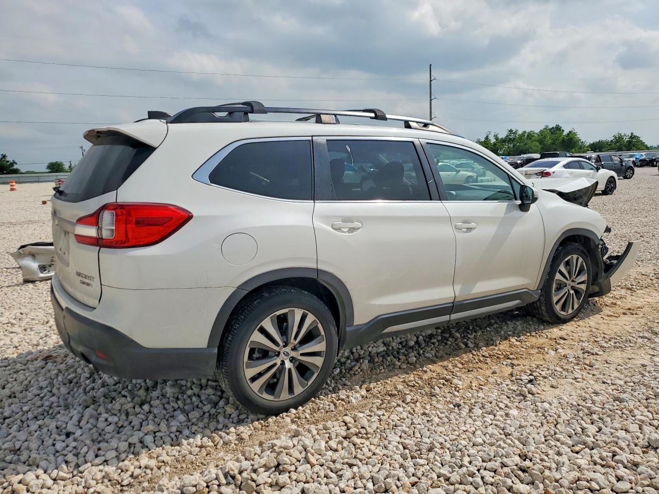 2019 Subaru Ascent Limited - Image 3