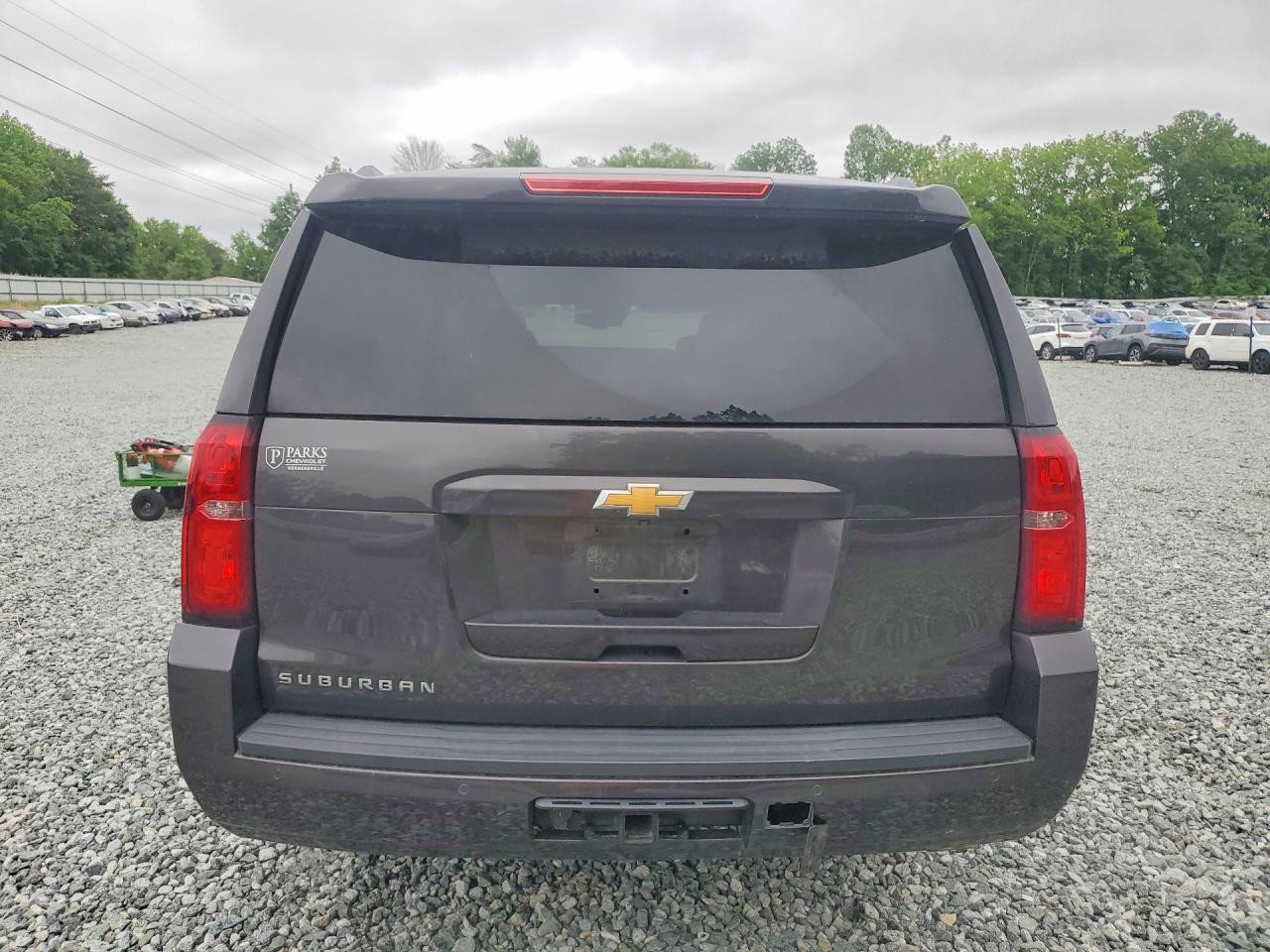 2017 Chevrolet Suburban K1500 Lt - Фото 6