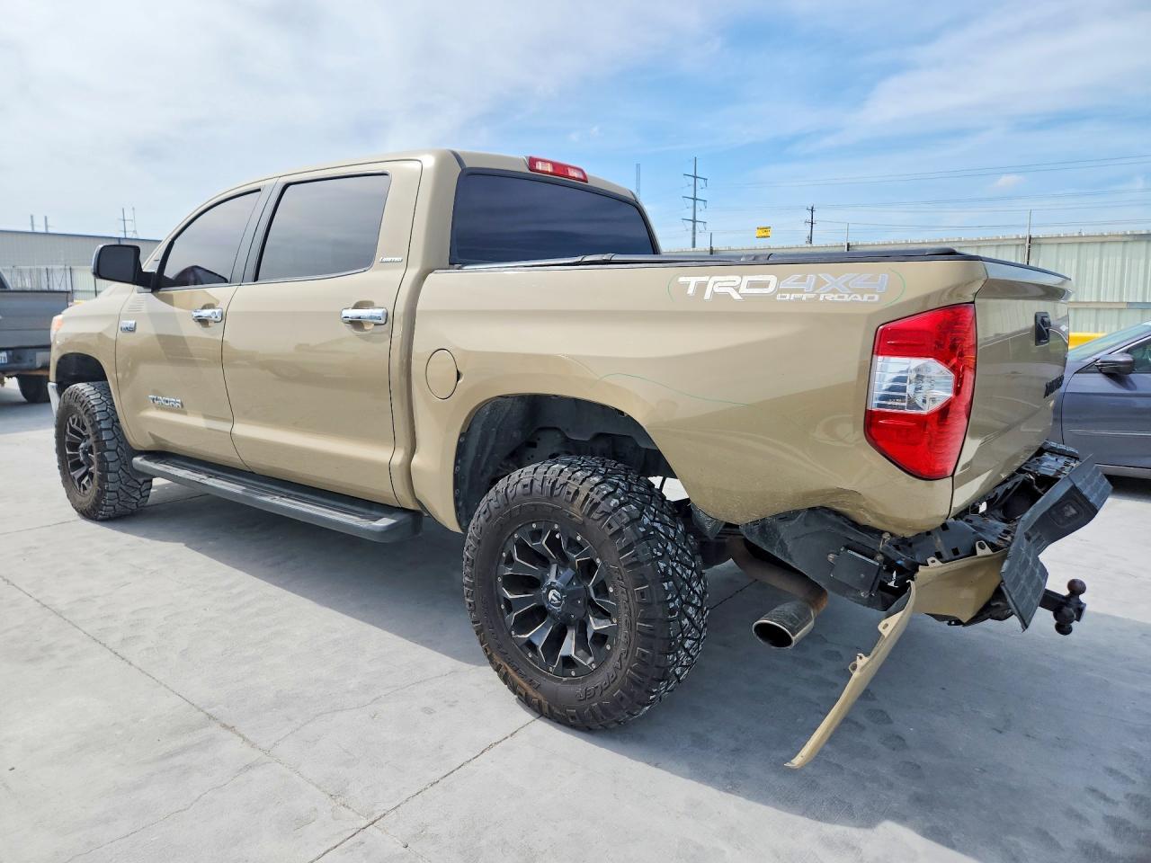 2017 Toyota Tundra Crewmax Limited - Image 2