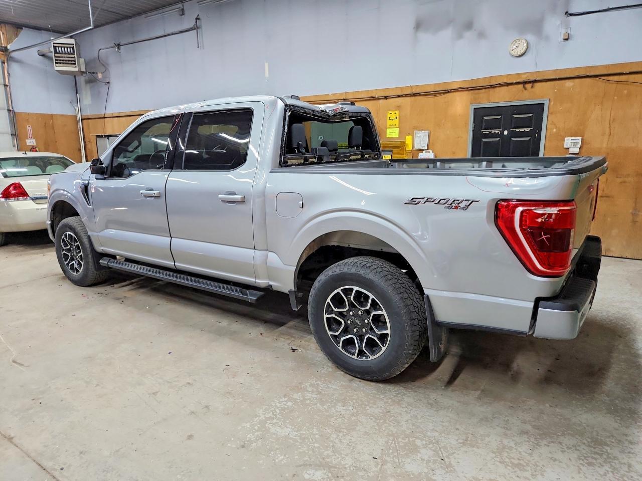 2023 Ford F150 Supercrew - Фото 2
