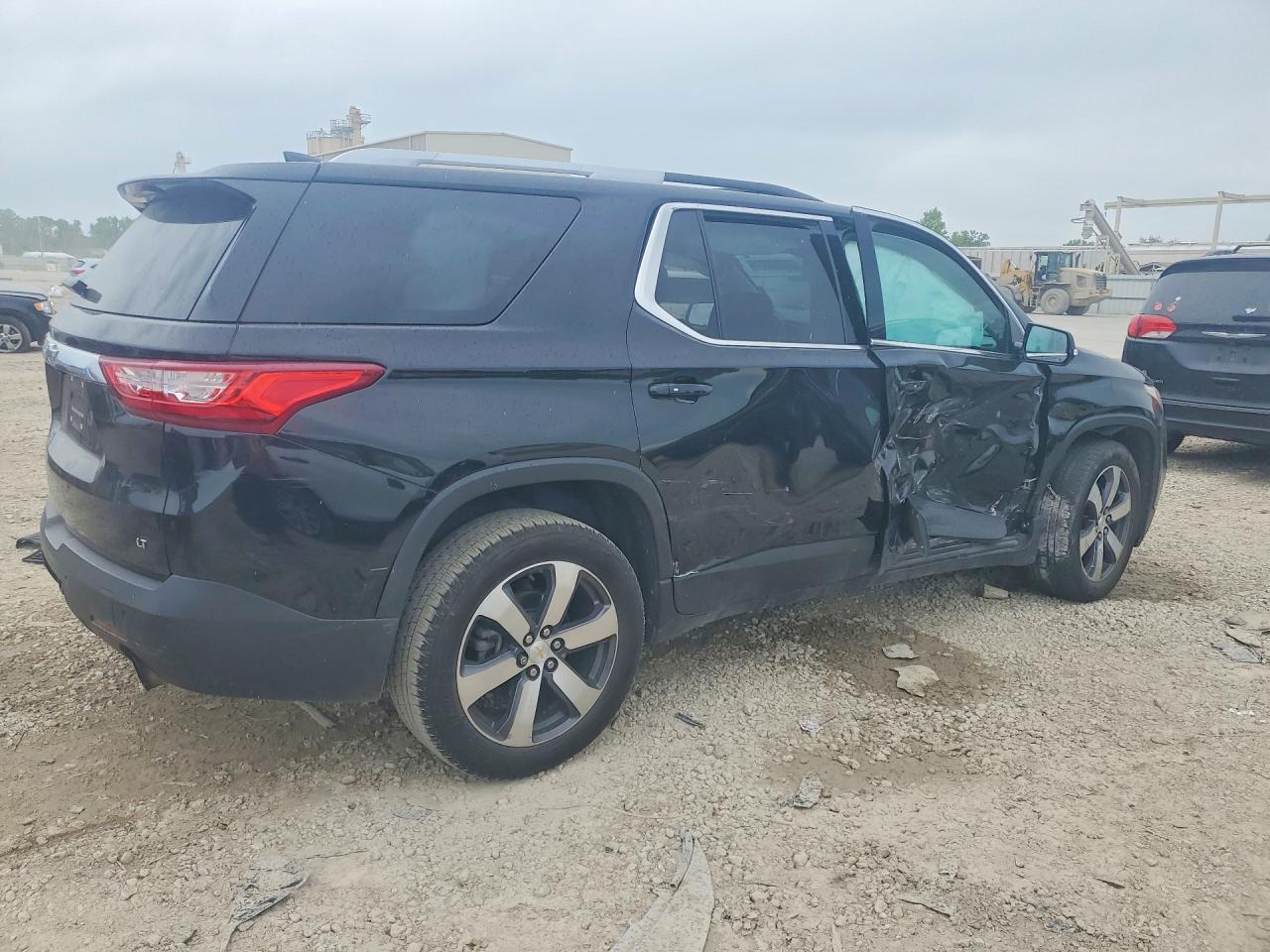 2018 Chevrolet Traverse Lt - Фото 3