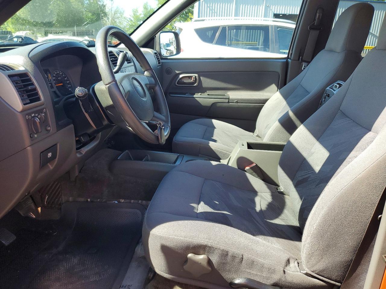 2005 Chevrolet Colorado - Image 7