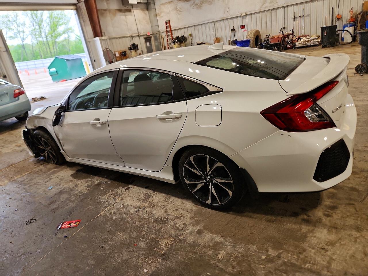 2019 Honda Civic Si - Image 2
