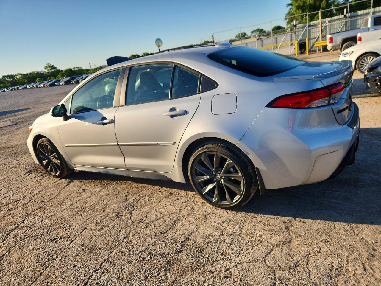 2026 Toyota Corolla Se - Image 2