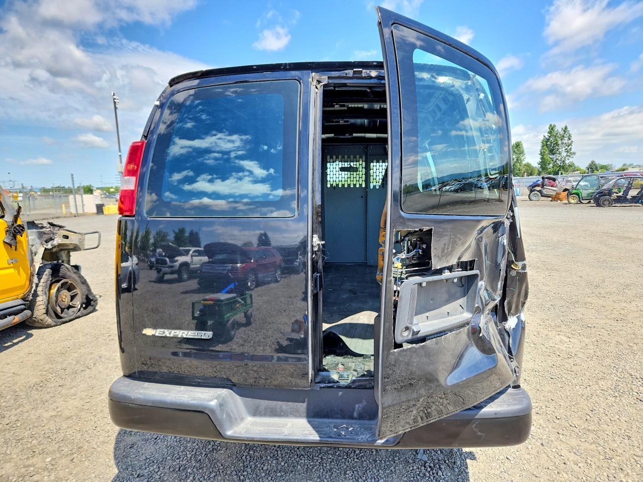 2023 Chevrolet Express 2500 Cargo Delivery Van - Image 6
