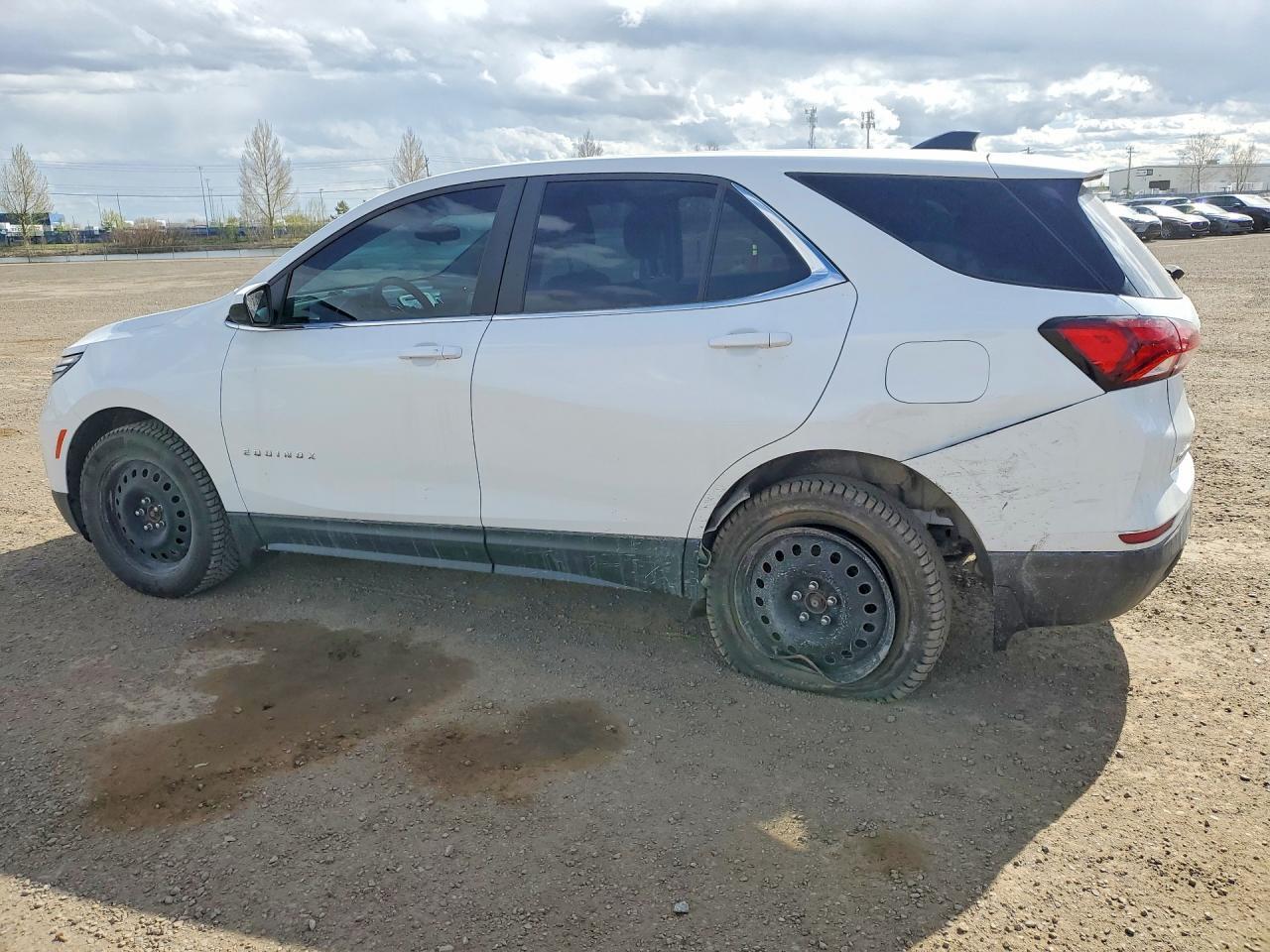 2022 Chevrolet Equinox Lt - Фото 2