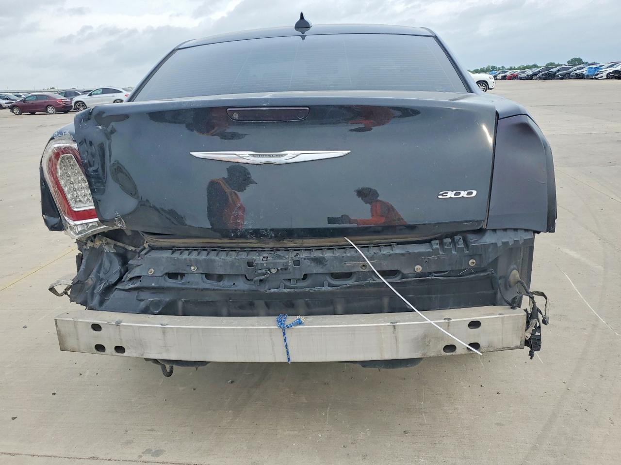 2015 Chrysler 300 Limited - Image 6