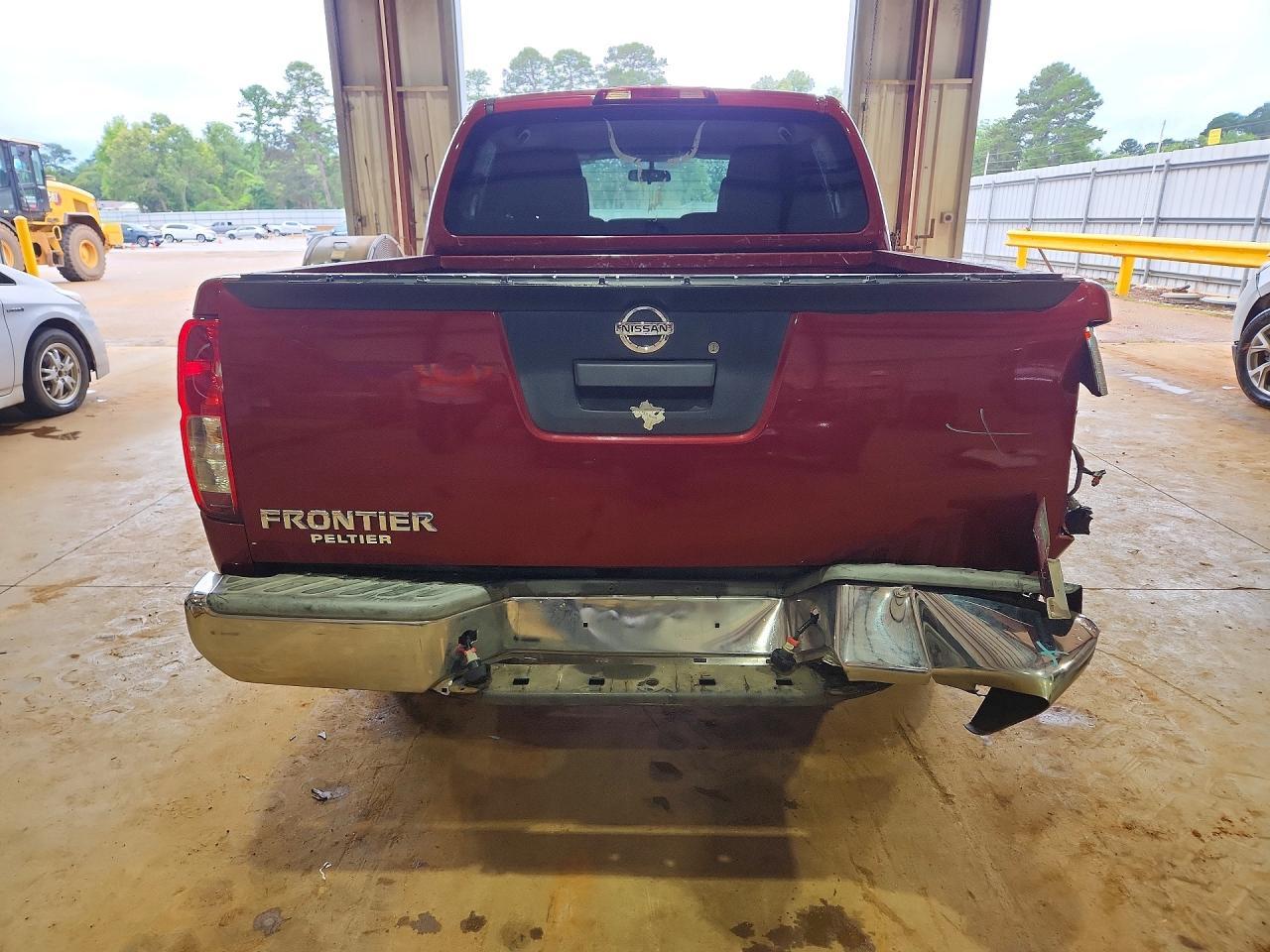 2015 Nissan Frontier S - Image 6