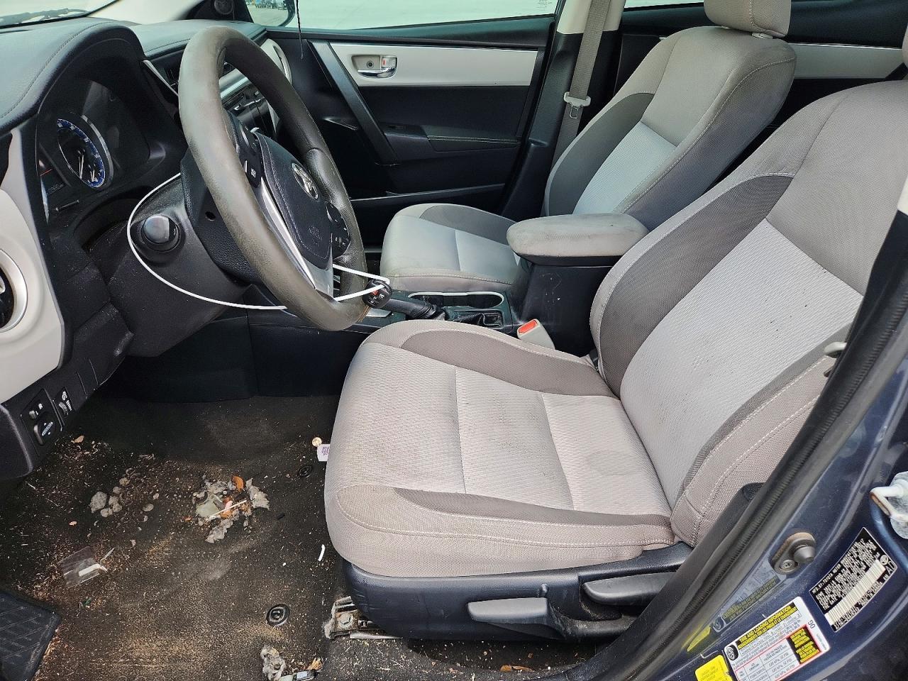 2017 Toyt Corolla - Image 7