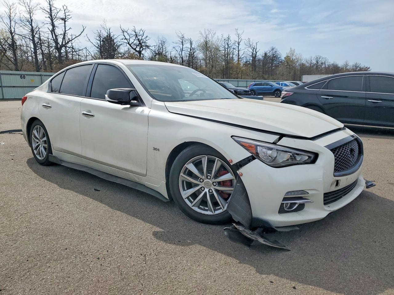 2017 Infiniti Q50 3.0T Premium - Фото 4
