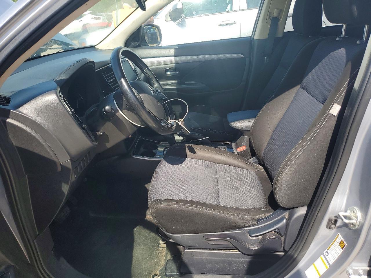 2017 Mitsubishi Outlander Se - Фото 7