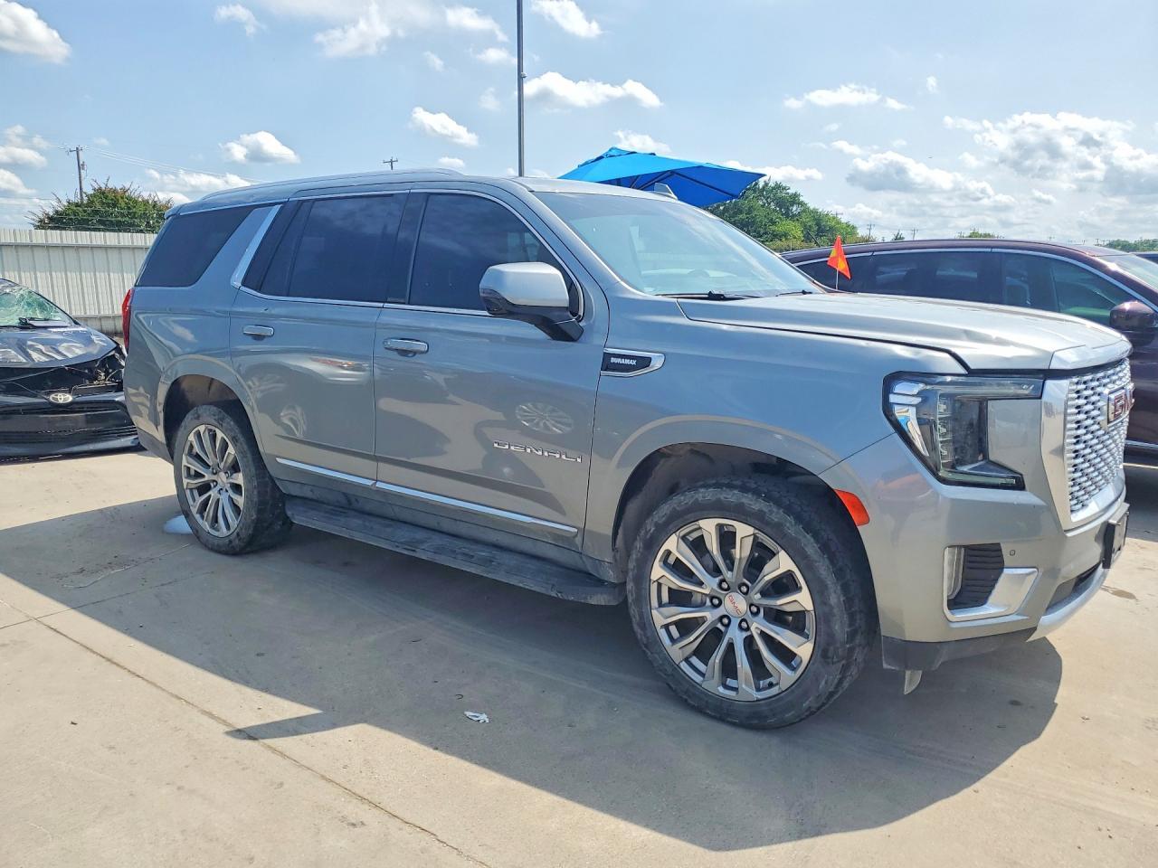 2024 GMC Yukon Denali - Фото 4
