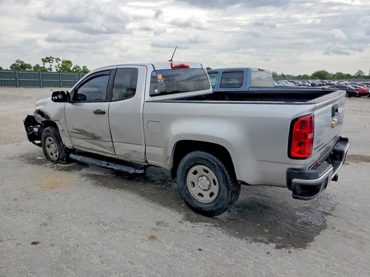 2018 Chevrolet Colorado - Image 2
