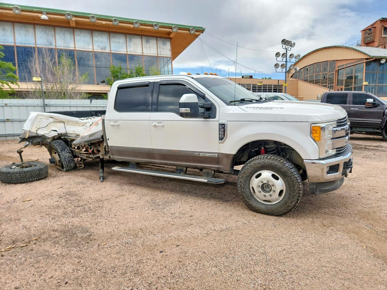 2017 Ford F350 Super Duty - Фото 4