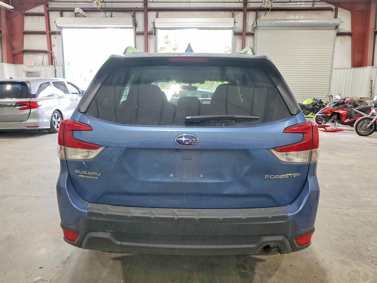 2019 Subaru Forester Premium - Image 6