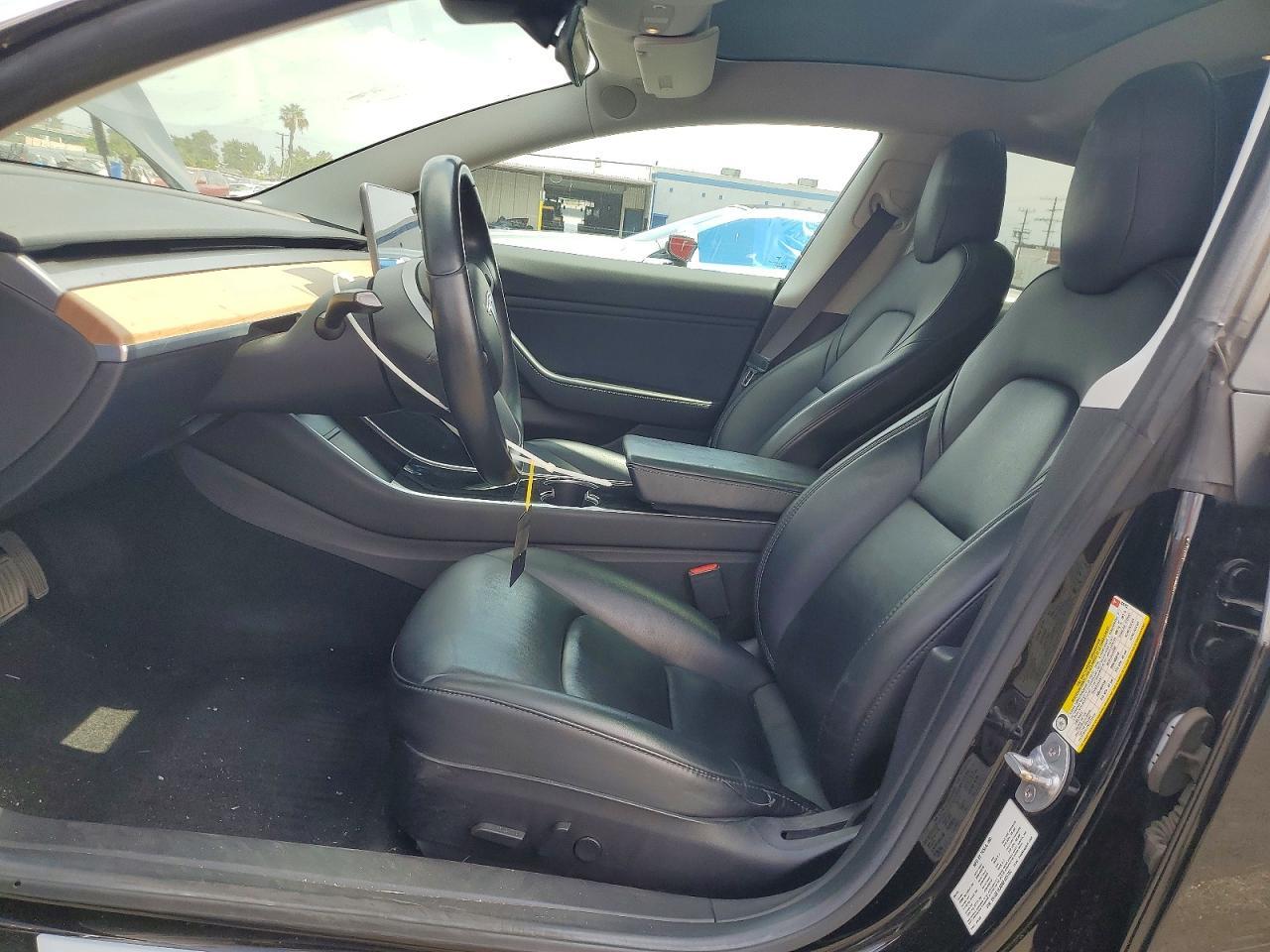 2019 Tesla Model 3 - Фото 7