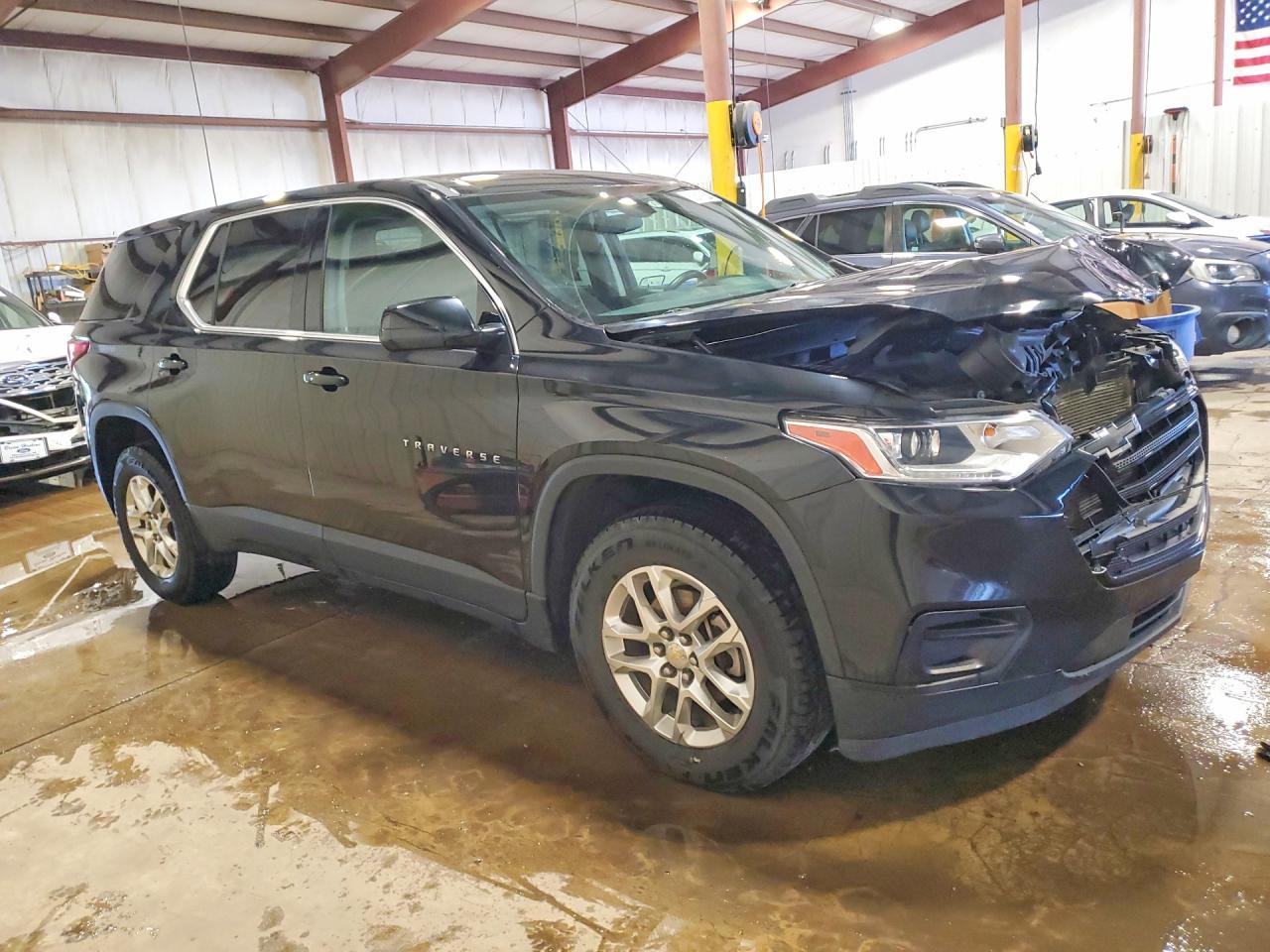 2020 Chevrolet Traverse Ls - Фото 4