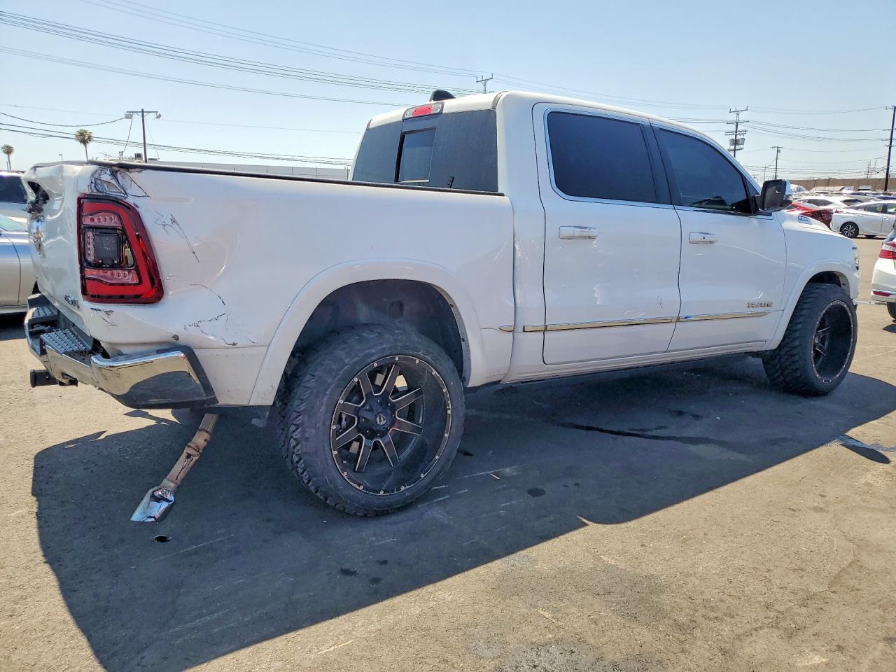 2023 Ram 1500 Limited - Фото 3