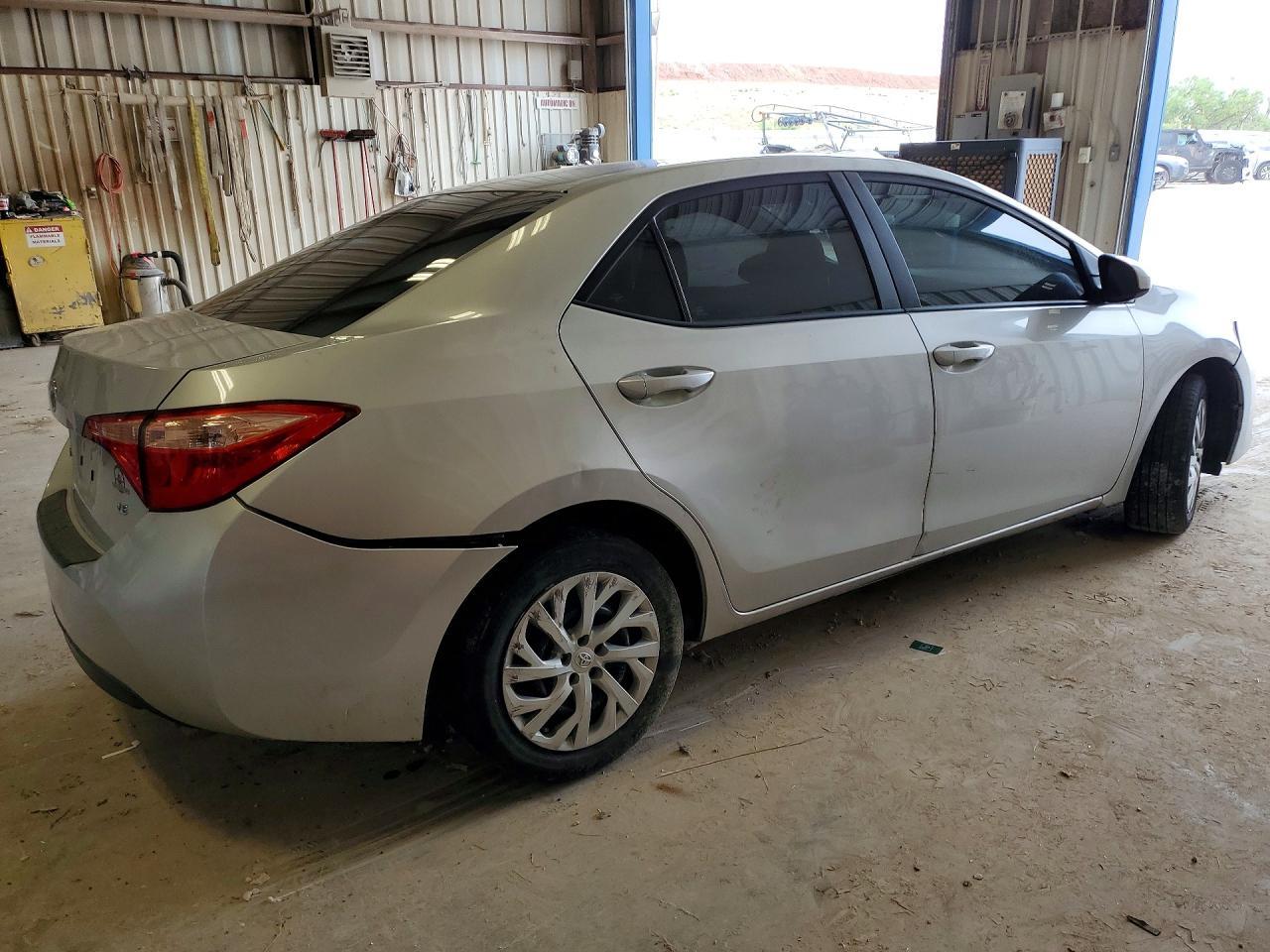 2019 Toyota Corolla Le - Фото 3