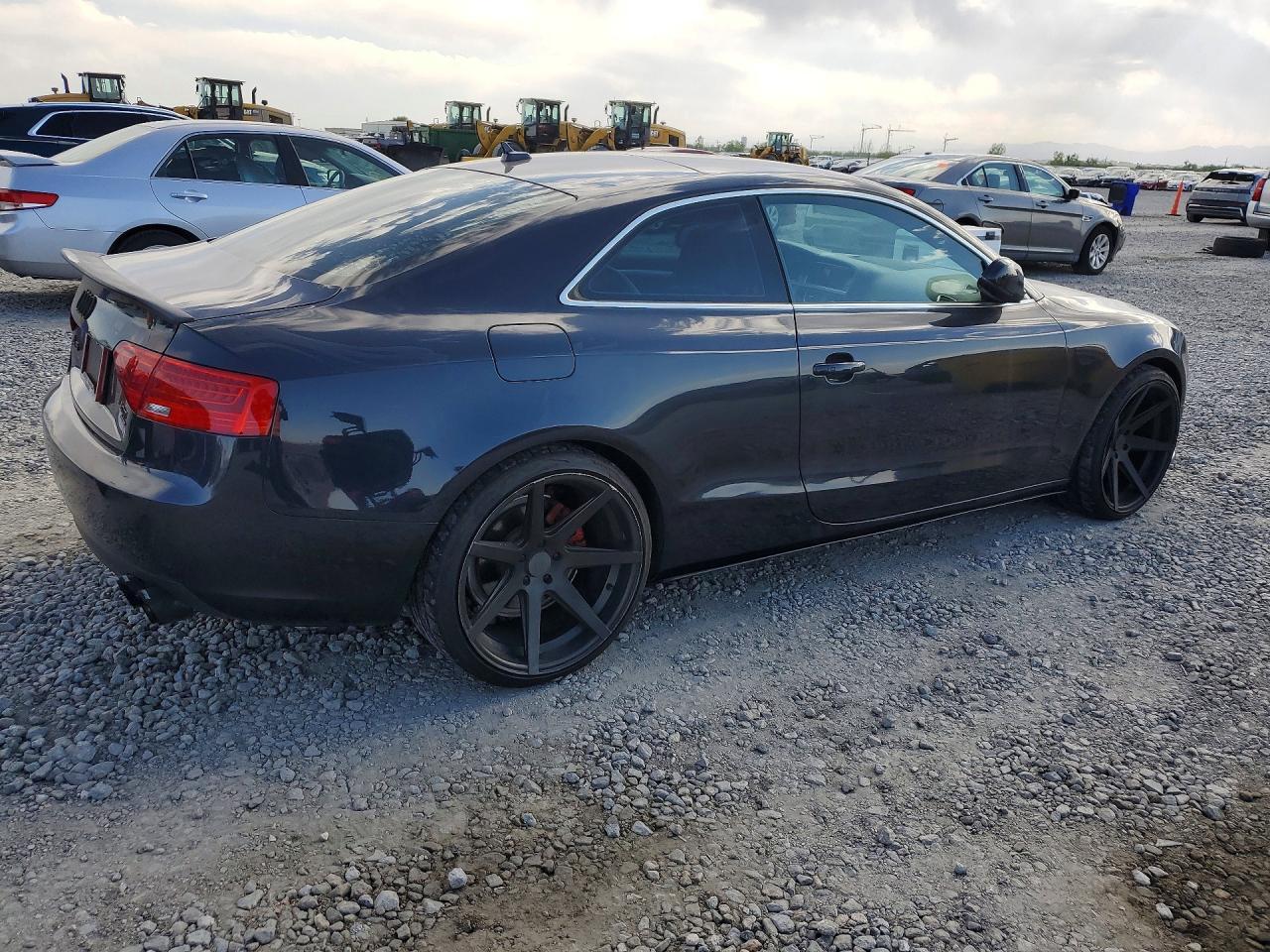2013 Audi A5 Premium - Фото 3